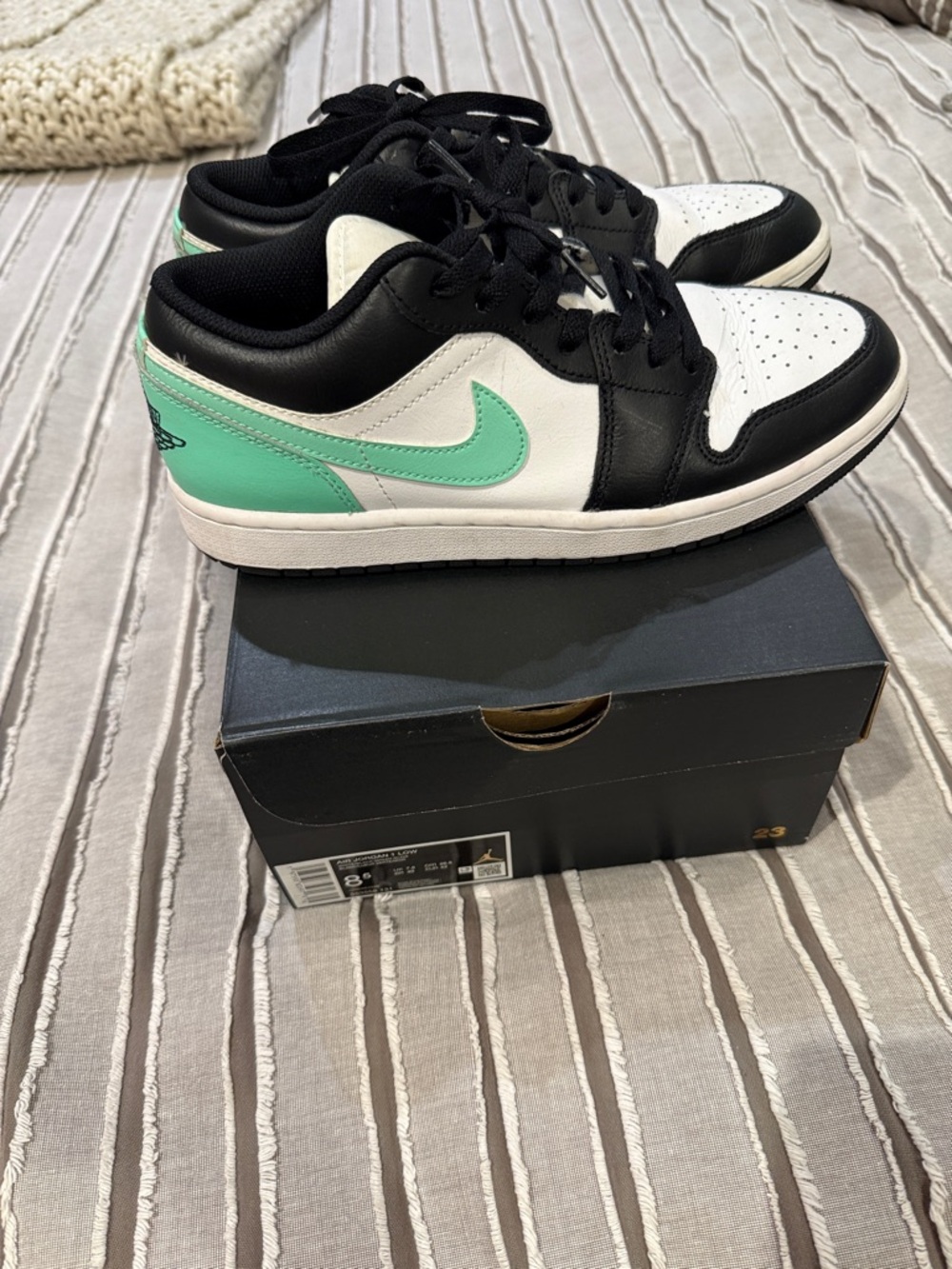 Men’s SZ 8.5 AIR JORDAN 1 Low-Top Sneakers - BLK, WHITE, GREEN GLOW